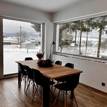 Osiedlowa 7 * ティリチ