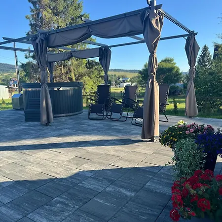 Osiedlowa 7 別荘 *